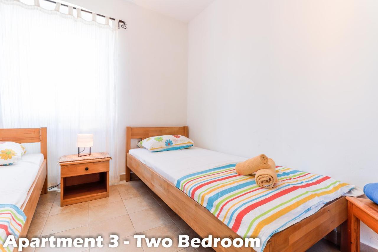 Art Apartments Vrsar Eksteriør bilde
