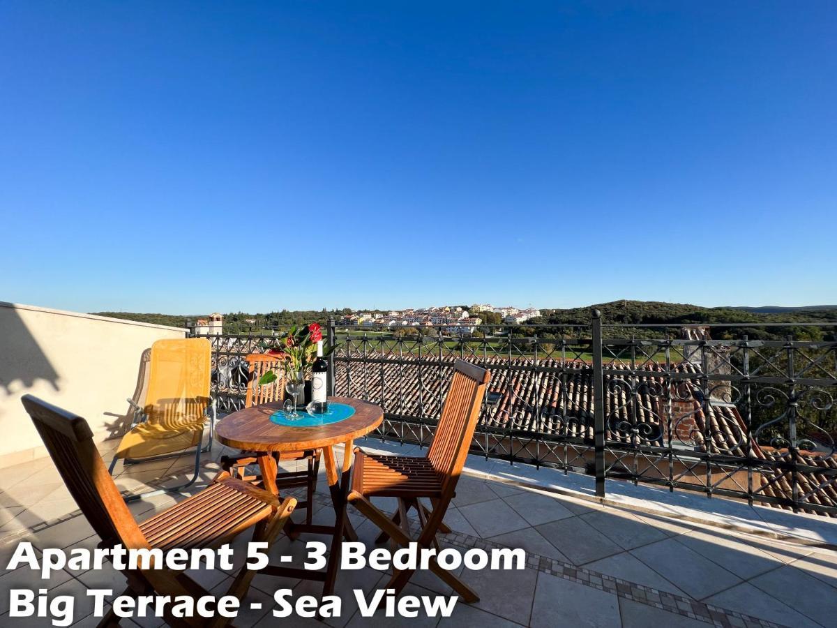 Art Apartments Vrsar Eksteriør bilde