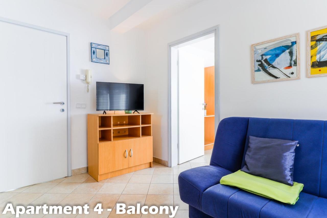 Art Apartments Vrsar Eksteriør bilde
