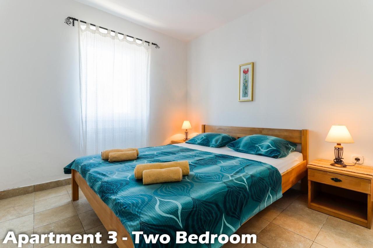 Art Apartments Vrsar Eksteriør bilde