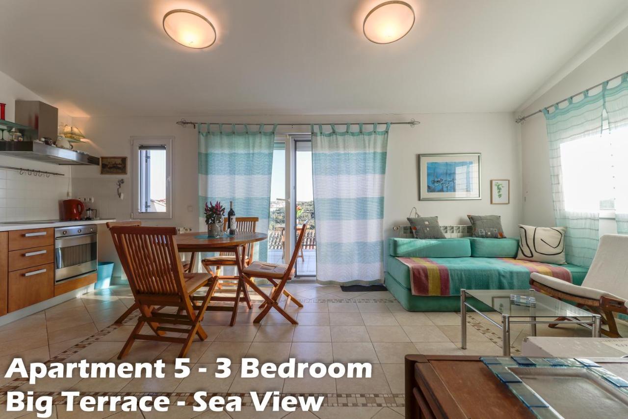 Art Apartments Vrsar Eksteriør bilde